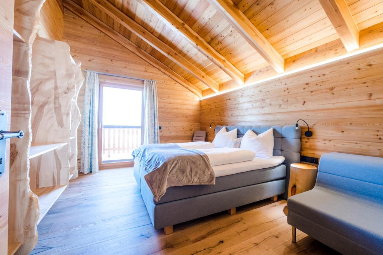 Hochleben-Chalets Am Erlebnisbauernhof Steinerhof Liebenfels エクステリア 写真